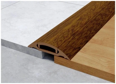 Порог с монтажным каналом"Идеал Изи" ПИ30-1600.213 Дуб северный фото 2