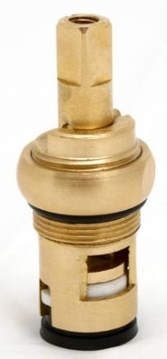 Кранбукса улучшенная КБК -1/1 м/к 18*1 (шаг резьбы) 7*7 (квадрат) F52-5 фото 1