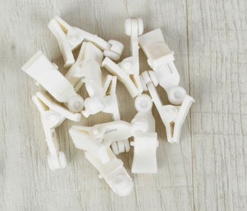 Зажим шторный на потолочный карниз (белый) фото 1