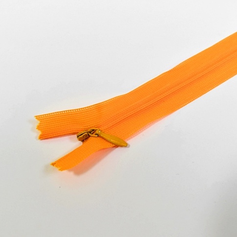 Молния потайная 18-20см св.оранжевая фото 1