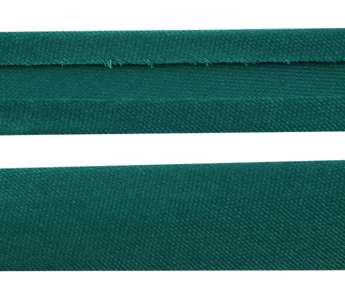 Косая бейка S-023 зелёный изумруд (131) фото 1