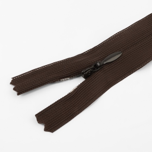 Молния пласт. потайная №3  60см т.коричневая фото 1