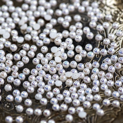 Жемчуг 4 мм АССОРТИМЕНТ 200 гр.5000 шт. фото 1